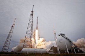 米兰登录入口-德甲球员视觉追踪训练促进战术执行速度的探索，视觉追踪训练方法