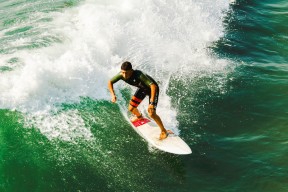 AC米兰-NBA联盟裁判执法压力管理机制构建，nba裁判控制比赛