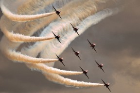 AC米兰-皇家社会边路传中精准制造得分机会，皇家社会首发