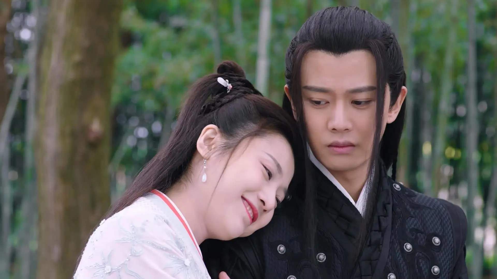 勒沃库森门将状态出色屡次救险，勒沃库森吧