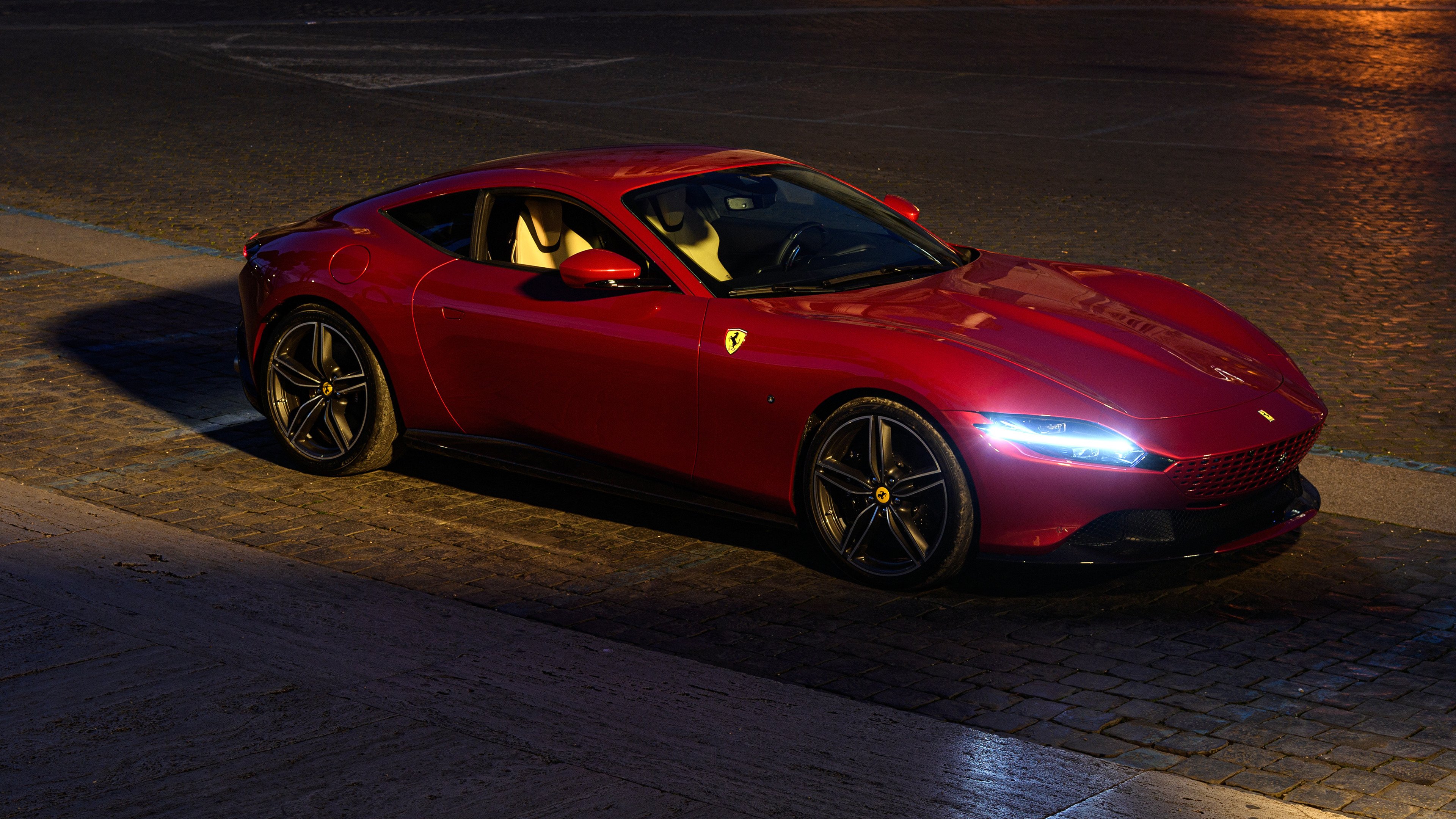 “马科斯·莫奇的防守技术与领导力，成为阿根廷美洲狮队的核心力量”